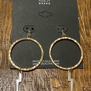 Area Stars Brass 14K Gold Plates Hoop Earrings with Lightening Bolts
